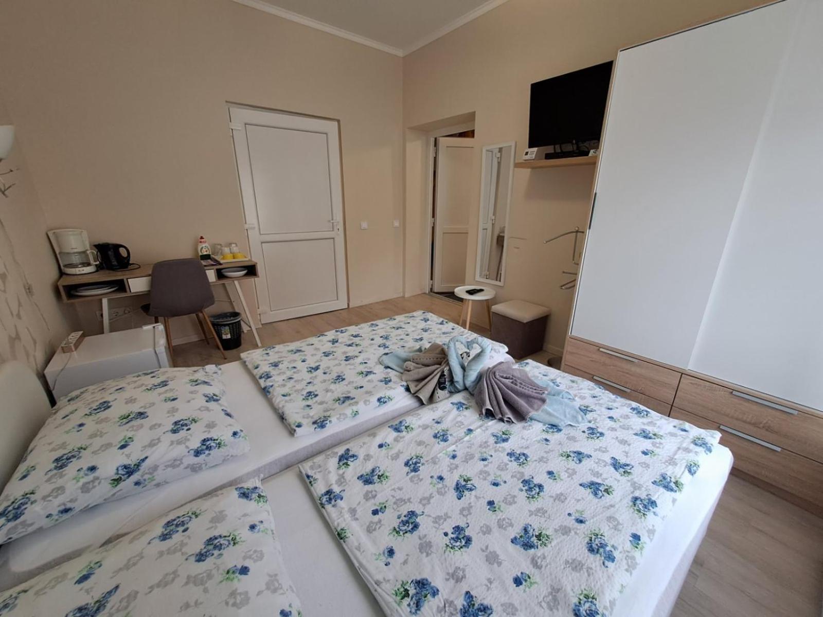Bed and Breakfast Berta Panzio Хайдусобосло Номер фото